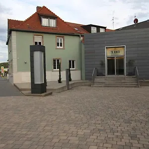 https://hotel-tari.com-bavaria.com